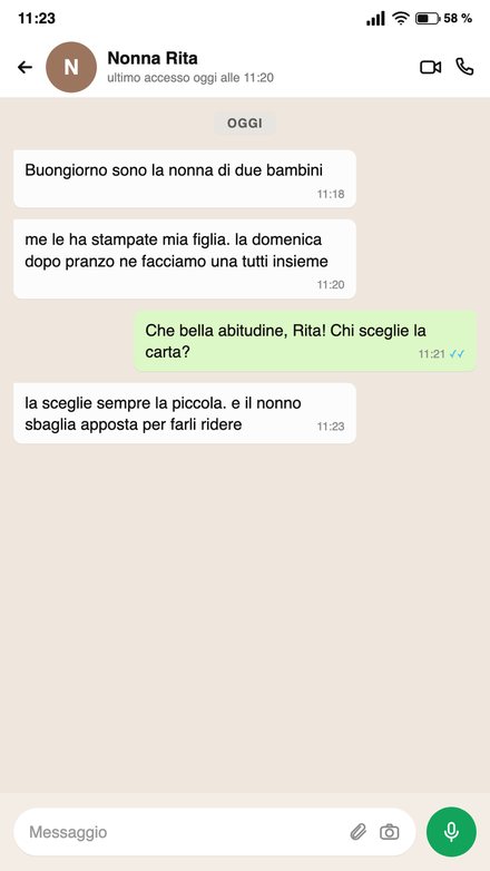 Messaggio WhatsApp di una mamma che usa le carte